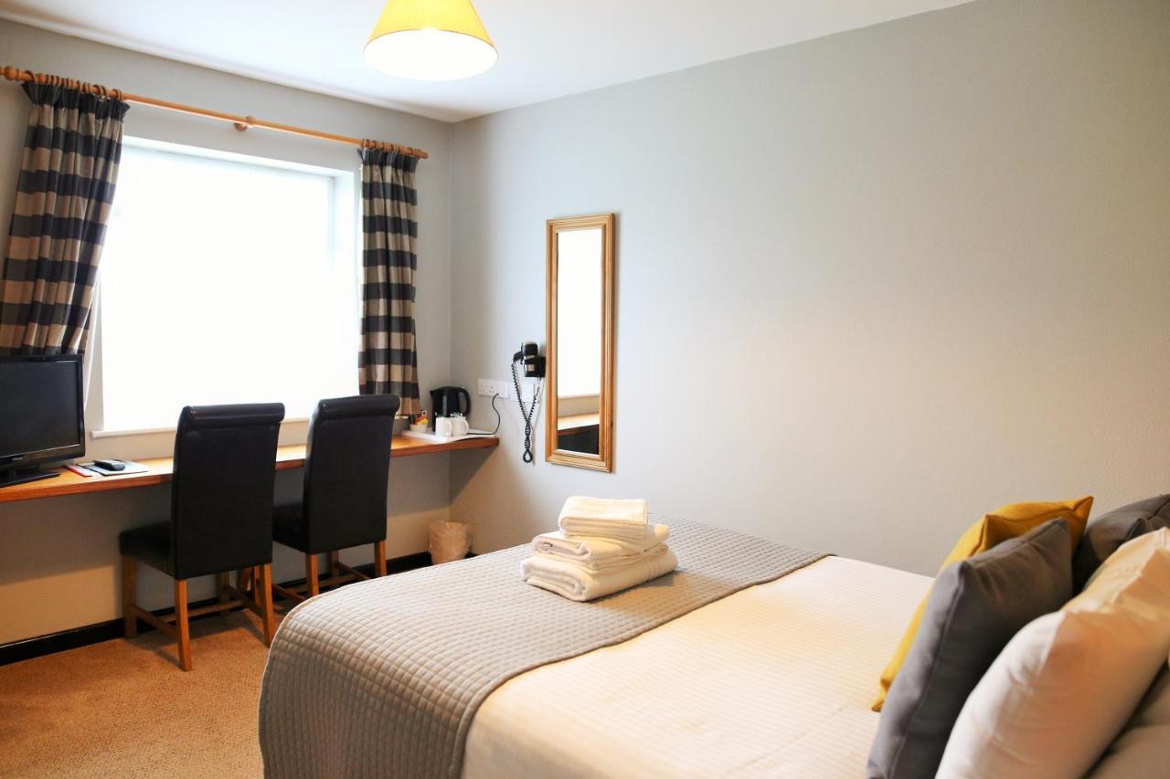 Tricky'S Hotel Redruth Buitenkant foto